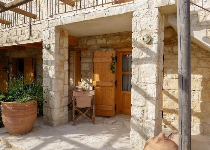 Elinn Traditional Катикас