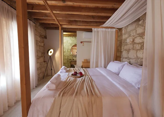 Elinn Traditional Otel