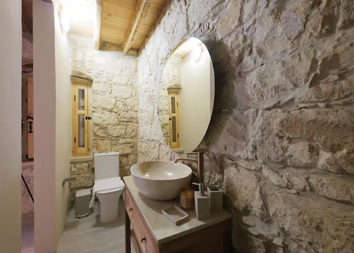 Otel Elinn Traditional *