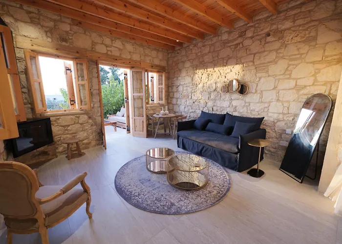 Otel Elinn Traditional *