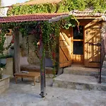 Hotel Elinn Traditional