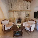 Elinn Traditional Hotel Kathikas