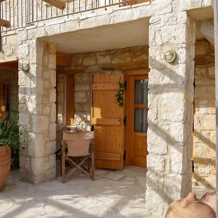 Elinn Traditional Kathikas