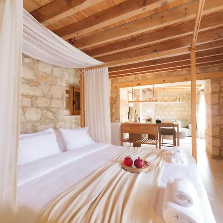 Hotel Elinn Traditional