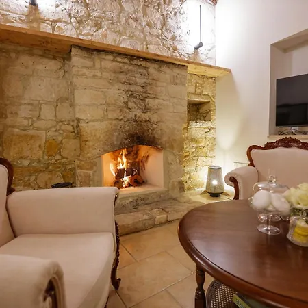 Hotel Elinn Traditional