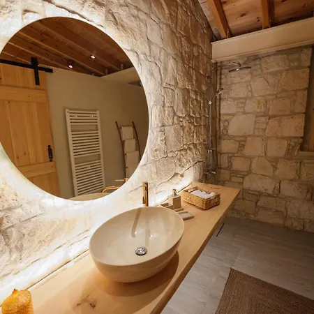 Elinn Traditional Hotel Kathikas