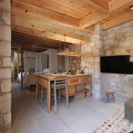 Hotel Elinn Traditional *