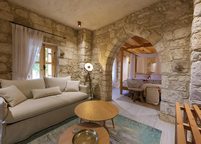 Elinn Traditional * Κάθηκας