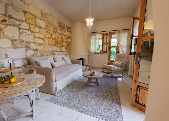 Elinn Traditional Hotel Kathikas