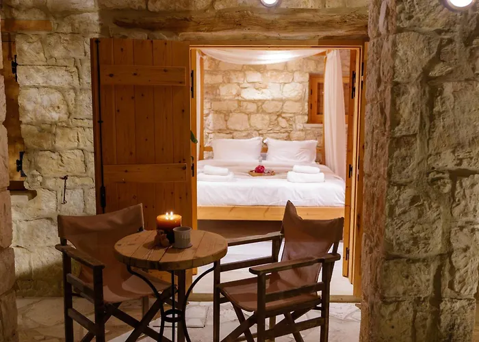 Elinn Traditional Hotel Kathikas