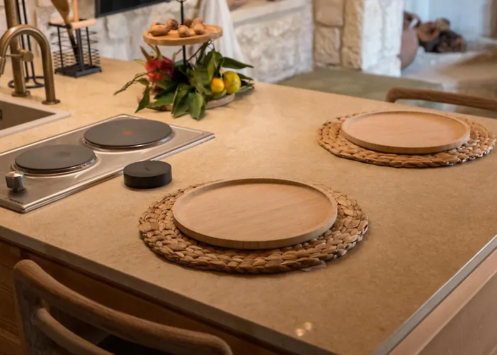 Elinn Traditional * Κάθηκας