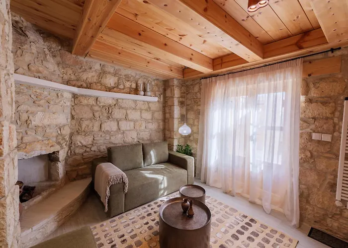 Hotel Elinn Traditional *