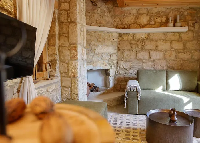 Hotel Elinn Traditional